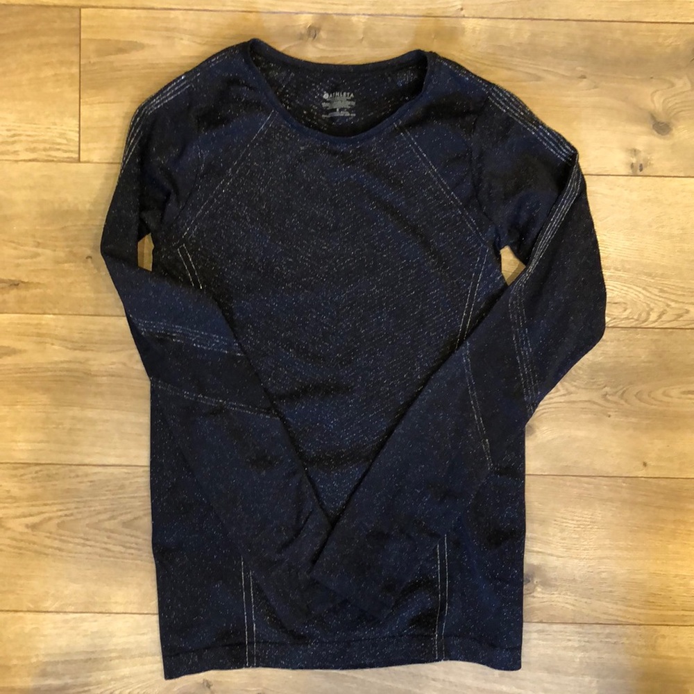 Athleta long sleeve. Small. Worn once.